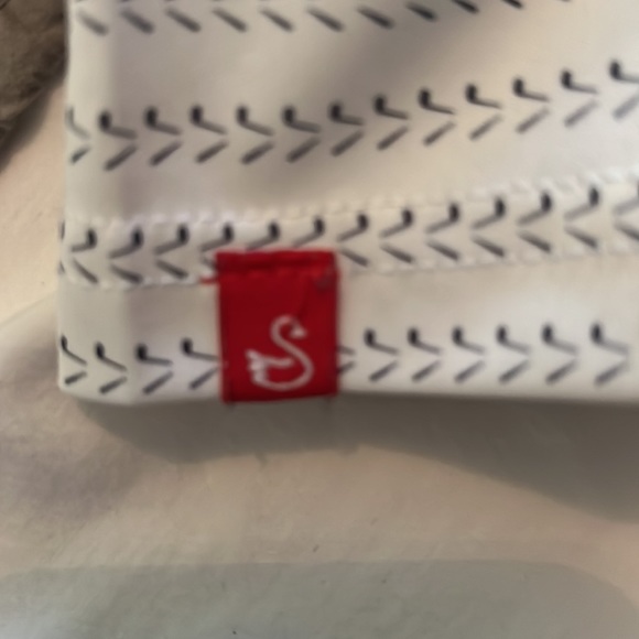 Swannie’s Gold Shirt - Picture 4 of 5